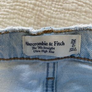 Abercrombie & Fitch 90s Straight Ultra High Rise